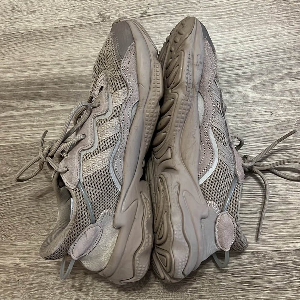 Adidas Ozweego Shoe - Picture 3 of 6